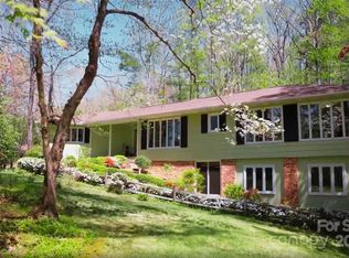 51 Glassy Mountain Dr, Hendersonville, NC 28739