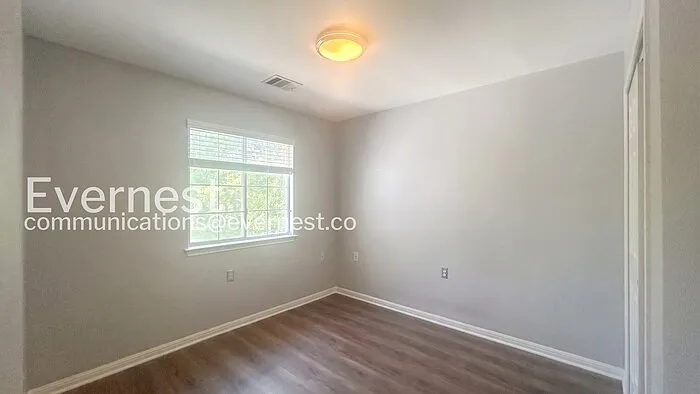 1136 Emmitt Run — Photo 12