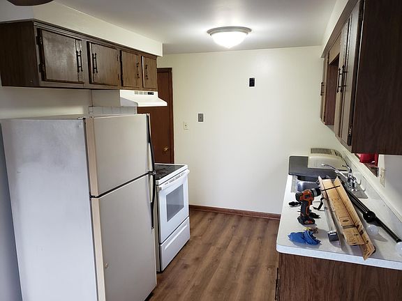 2nd image of 172 Spruce St