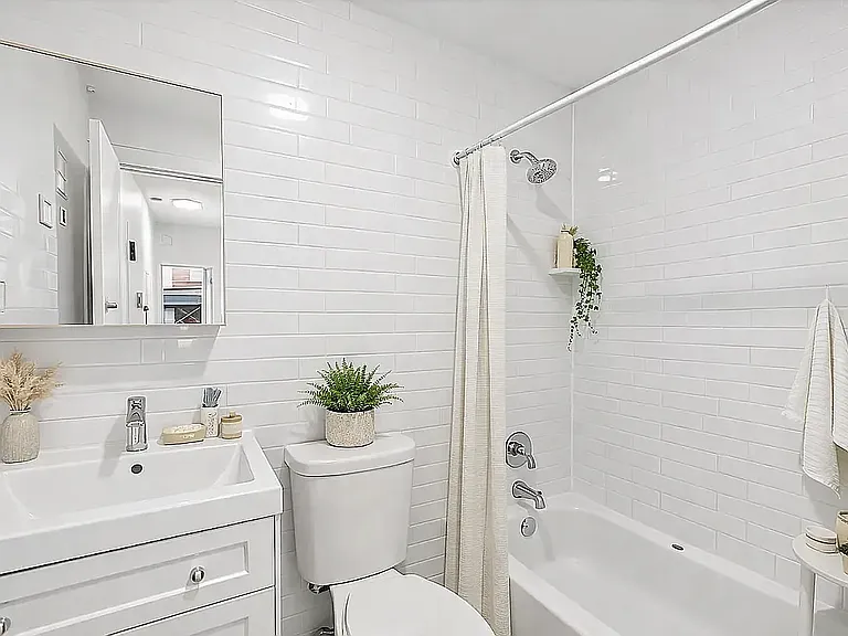 1260 Broadway #3AA — Photo 4