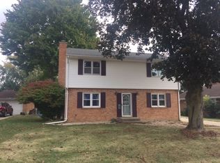 1128 N Jefferson Ave, Dixon, IL 61021