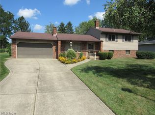20528 Carlyle Dr, Strongsville, OH 44149
