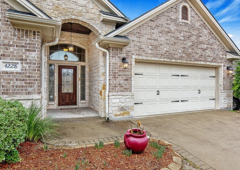 1st image of 4228 Rocky Rhodes Dr