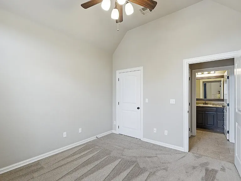 1735 S Peoria Ave #B — Photo 3