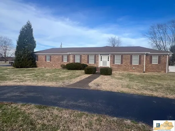 1001 Meadowlane Dr, Cave City, KY 42127