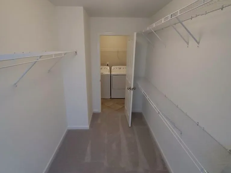 712 Finse Dr — Photo 6