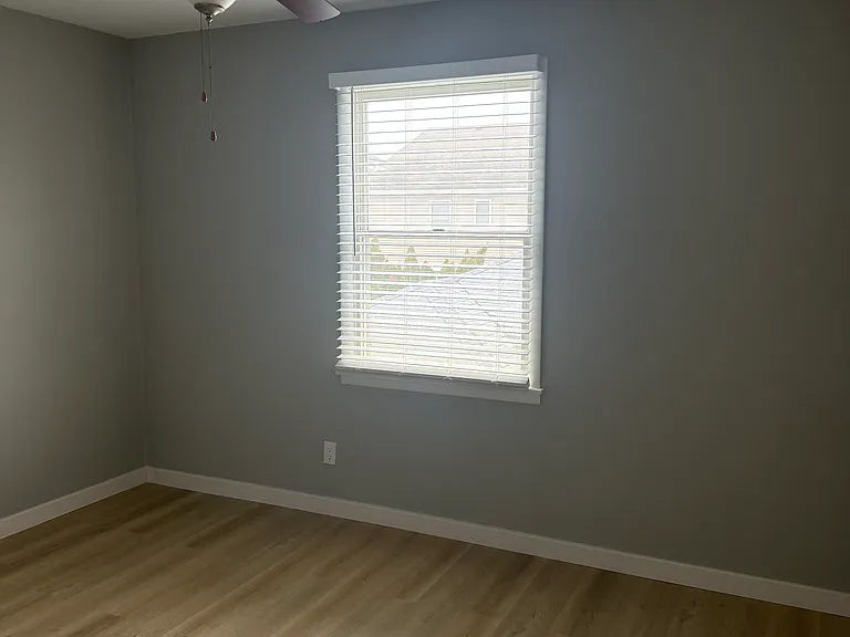 9401 Winchester Ave — Photo 6