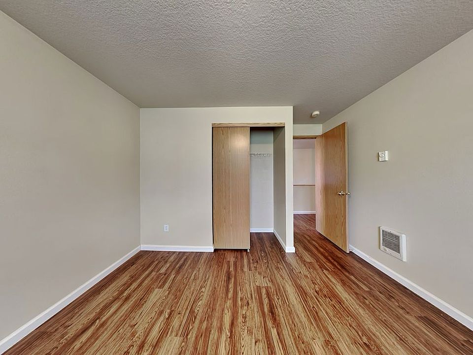 2nd image of 101 NW 12th Ave Suite 130