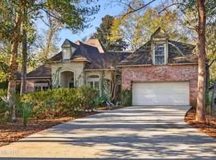 6535 Alakoko Dr, Diamondhead, MS 39525