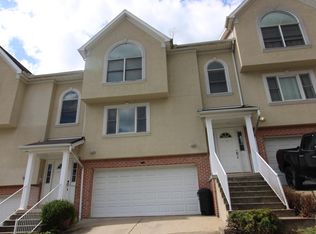 253 Palisades Dr, Morgantown, WV 26508