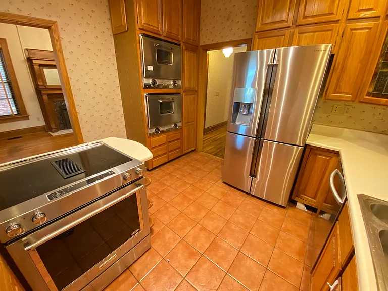 629 Dennison Ave — Photo 22