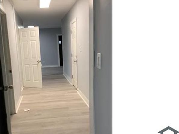 746 Maple St APT 1