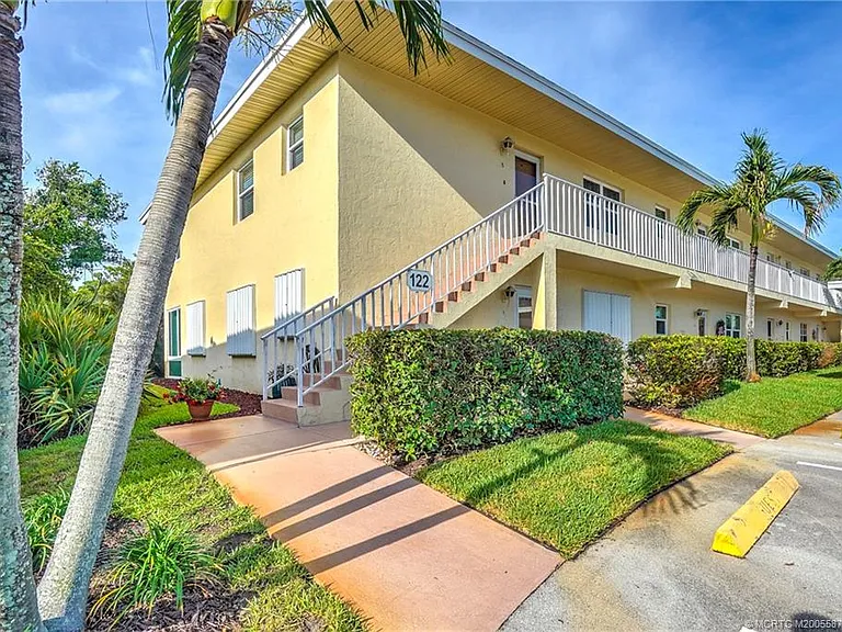 2950 SE Ocean Blvd #122-6 — Photo 14