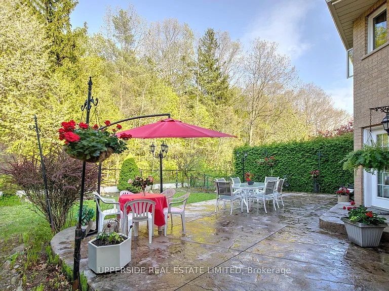 119 Thornhill Woods Dr — Photo 12