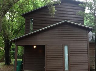 92 2nd Ave #D, Shalimar, FL 32579