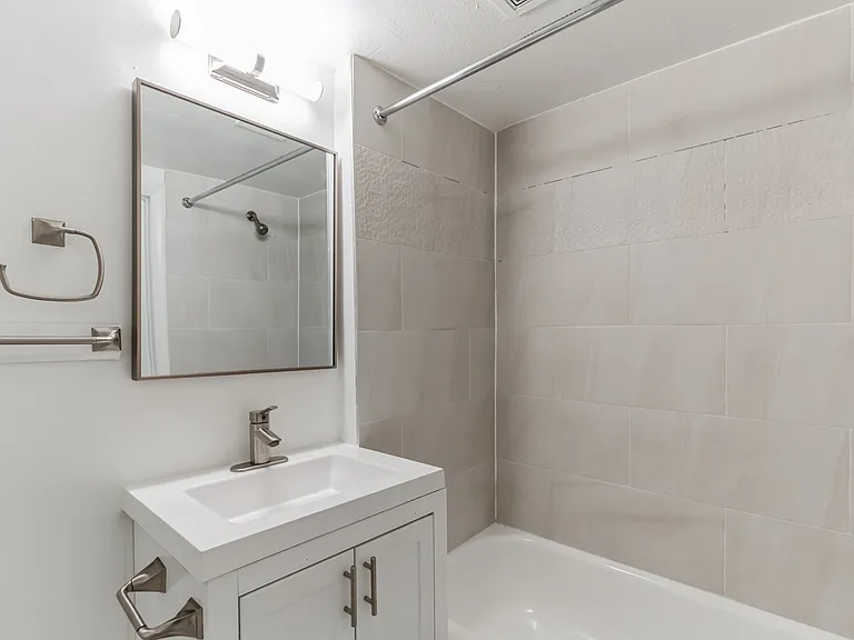 Step into elegance at Willow Pointe Apartments, where modern design meets comfort. Our updated bathrooms feature sleek fixtures and spacious layouts, perfect for your daily routine. Don't miss out on your new homeschedule a tour today!