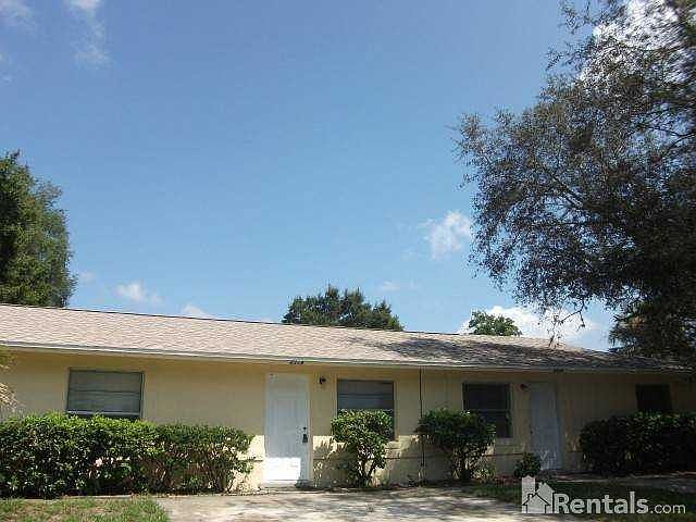 1st image of 2219 Doer Ln