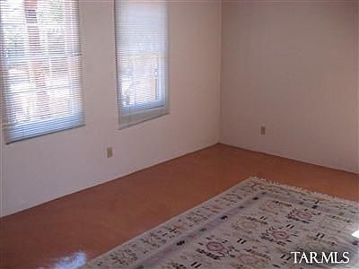5th image of 1626 N Stewart Ave