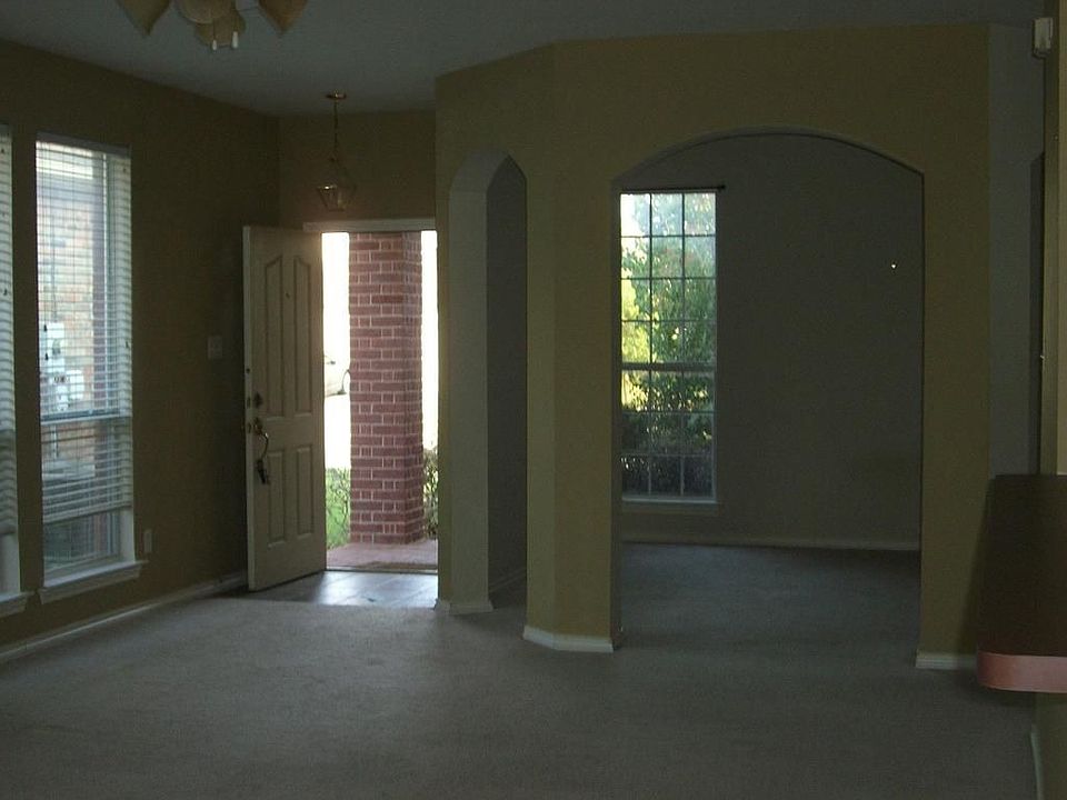 1st image of 2629 Silver Hill Dr