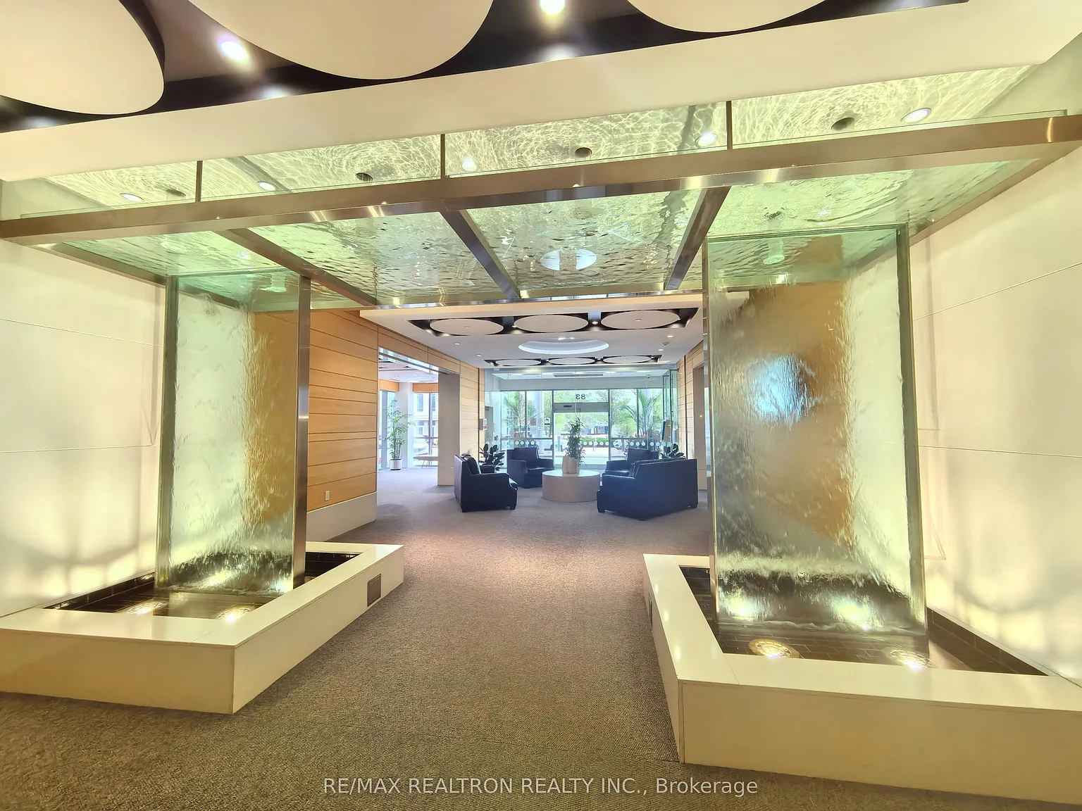 2 bed, $2,350 — Photo 4