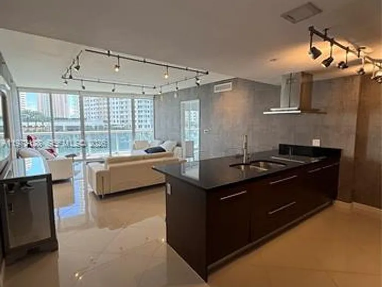 465 Brickell Ave #619 — Photo 18