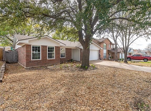 2nd image of 4644 Feathercrest Dr