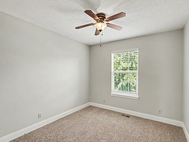 15631 Riley St — Photo 19
