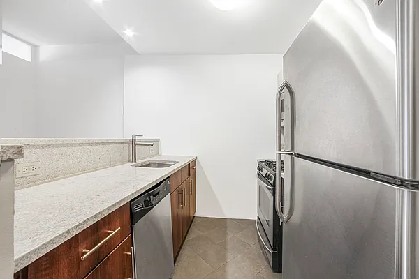 Rented by REAL New York | media 25