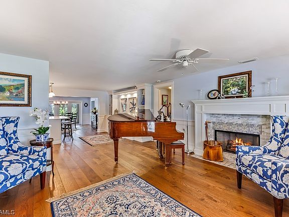 5th image of 4851 Shady River Ln