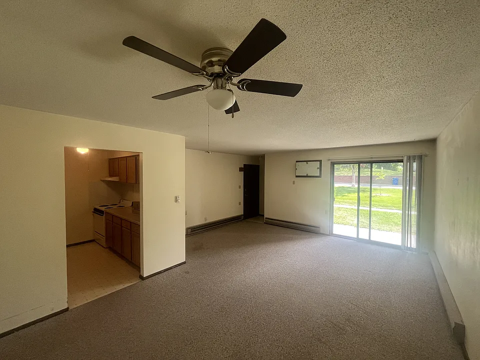 312 W Broadway St #13