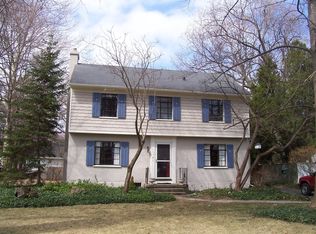 141 Chelmsford Rd, Rochester, NY 14618