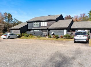 203 Crawford Creek Dr, Rockingham, NC 28379