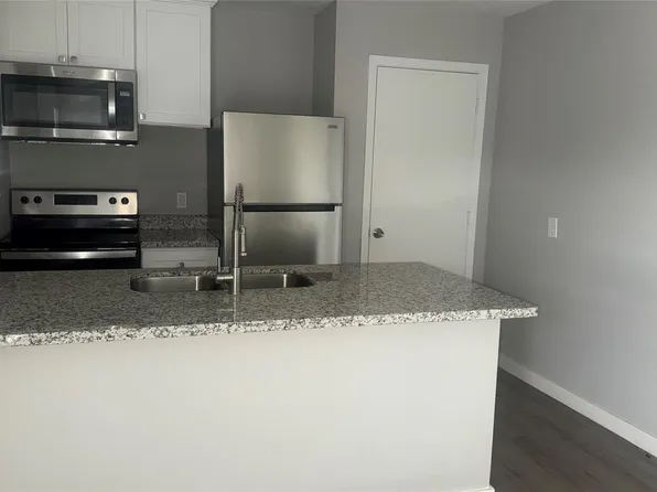 1660 Richmond Ave #12, Houston, TX 77006