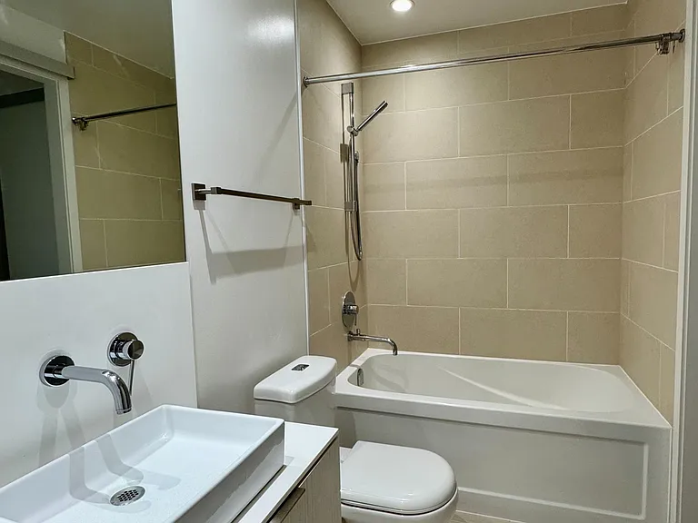 159 Dundas St E #1202 — Photo 7