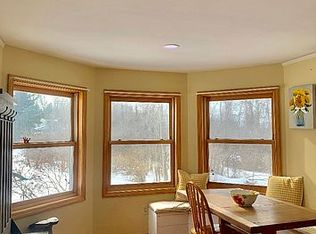 273 Lynrick Acres Rd, Charlotte, VT 05445