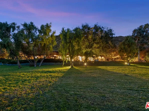 24474 Mulholland Hwy, Calabasas, CA 91302