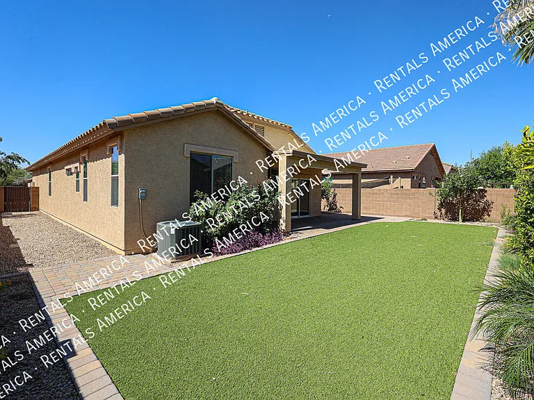 16926 W Nottingham Way — Photo 31