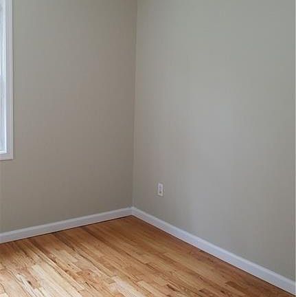 5th image of 6 Tappan Dr
