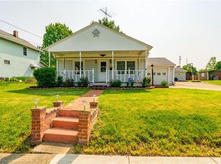 953 Parkside Ave, Alliance, OH 44601