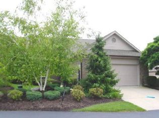 30 Pond Run Cir, Hamilton, OH 45013