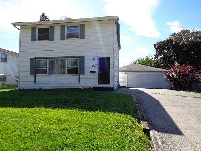 1st image of 225 Sioux Ave