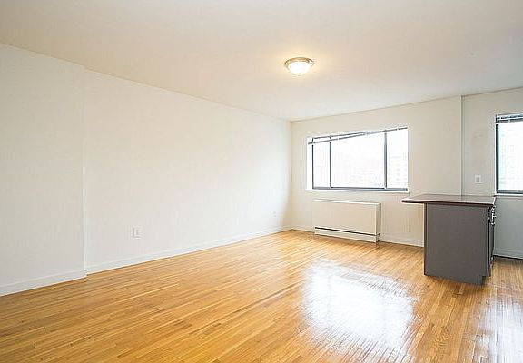 5th image of 451 E 83rd St APT 2C