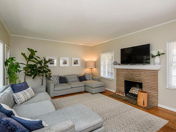 4th image of 1644 Marco Polo Way