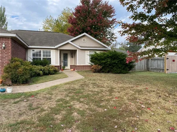 657 Frances Dr, Centerton, AR 72719