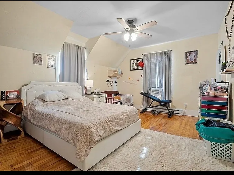 16 Westminster St #1 — Photo 2