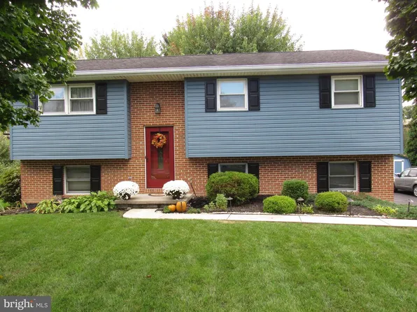 132 Jameslee Dr, Chambersburg, PA 17202