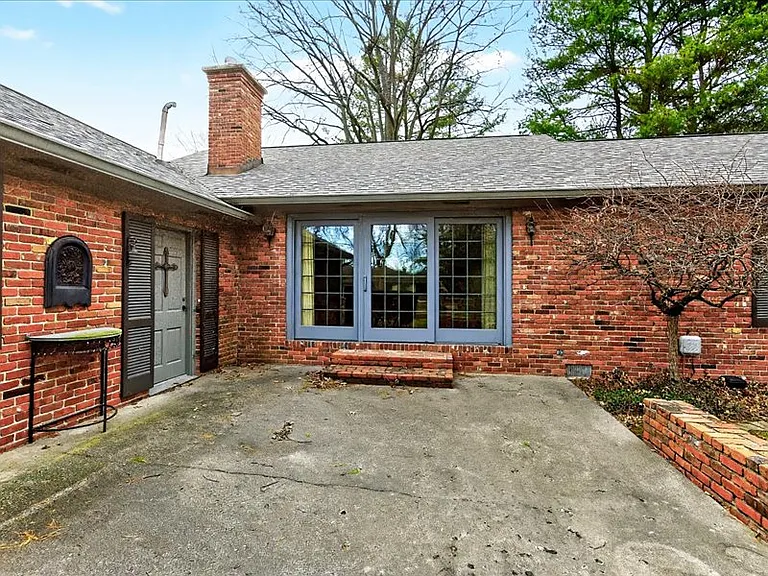 6377 Sunset Ln — Photo 17