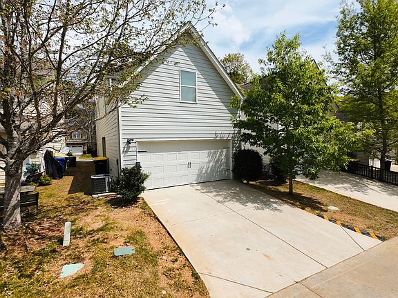 3rd image of 13 Preserve Dr