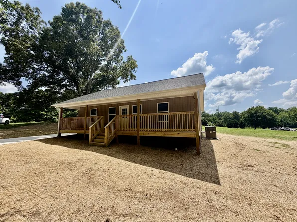 155 E Scott St, Lawrenceburg, TN 38464