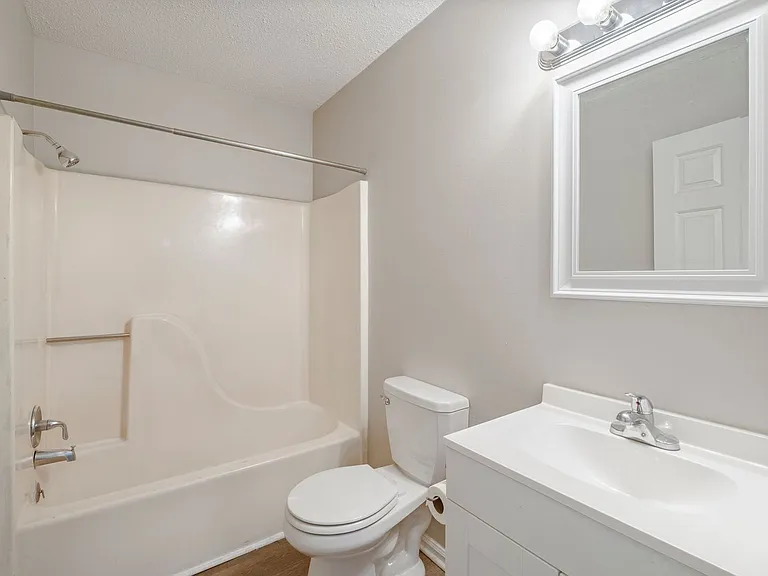 300 Dye Plant Rd — Photo 13